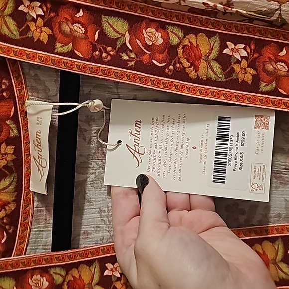 Arnhem Freya Kimono - Picture 9 of 10